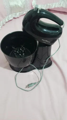 Batedeira Britânia Pérola Maxx 2 PR (127V) - 2 Tigelas e Turbo