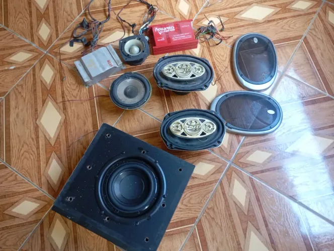 Vendo auto falantes para carro