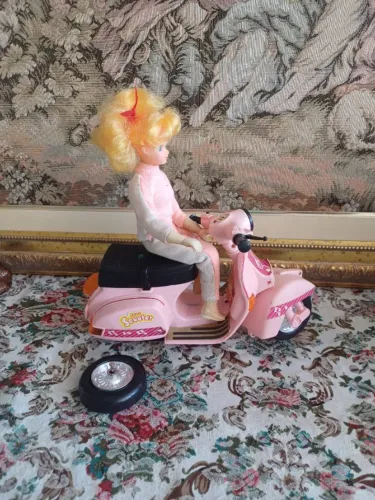 Conjunto boneca e moto Scooter (ler descrição antes de comprar)
