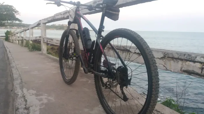 Bicicleta TSW alumínio, quadro 17, aro 29' , em bom estado.