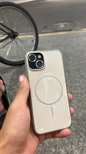 IPHONE 13 TRINCADO A TRASEIRA