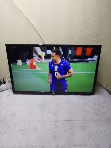Tv LG 32 polegadas muito conservada