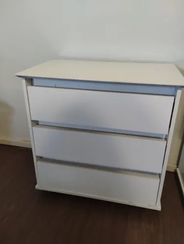 Mesa de cabeceira ou mini cômoda