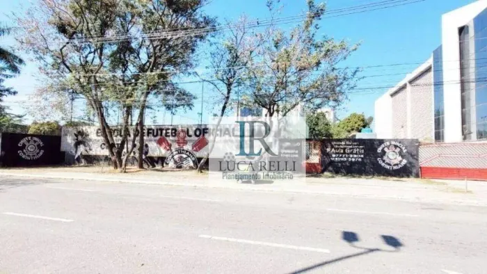 Terreno com 5.771 m² à Venda no Centro de Barueri/SP  Confira!