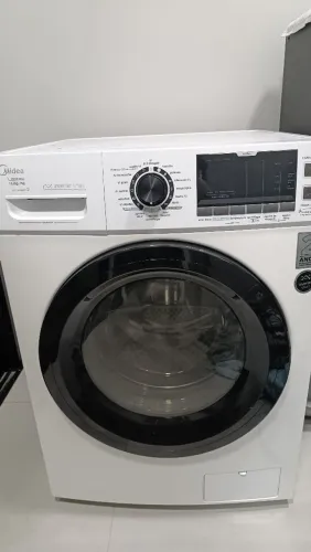 Máquina de lavar roupa