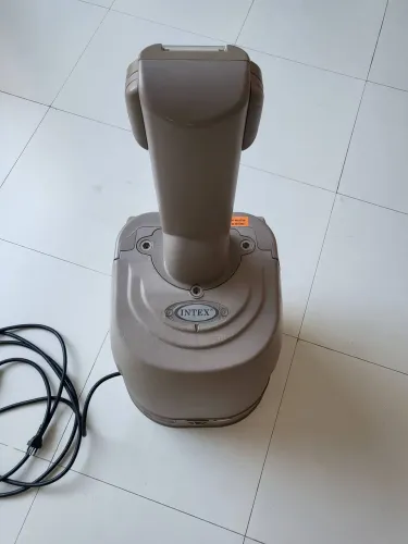 Vendo ou troco Ofurô INTEX inflável com hidro e aquecimento de água (Ler descrições)