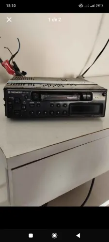Rádio Pioneer antigo 