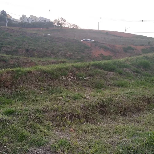 Excelente terreno com 365 metros quadrados no Loteamento Reserva São Pedro em Juiz de Fora