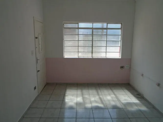 Casa residencial para locação no bairro Chácara Machadinho I em Americana, SP