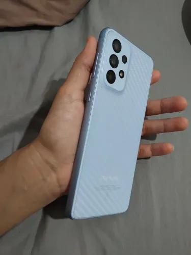 Celular A33