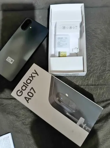 Celular Samsung A07 128 g novo tem documento por 600 faso ate por 470