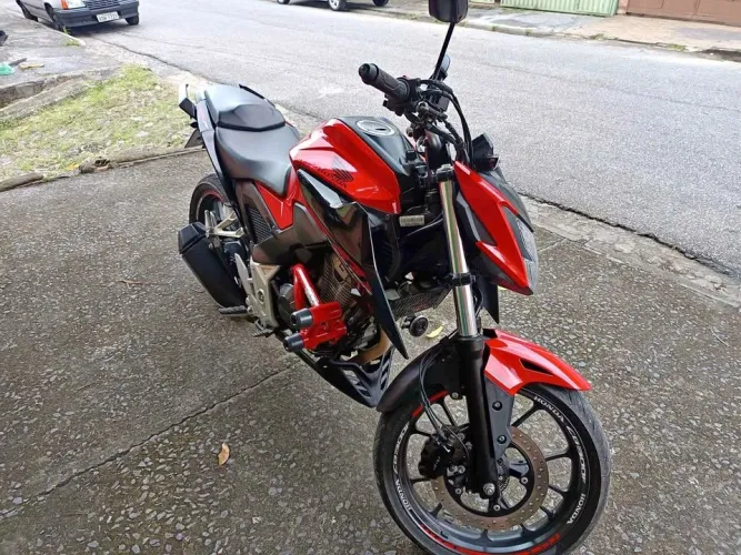 CB 300 Twister (Entrada+Parcelas)