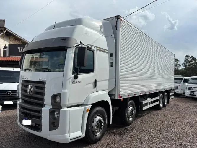 Vw 25420 Constellation 8x2 Bau Furgao 9,50 R$ 420.000,00