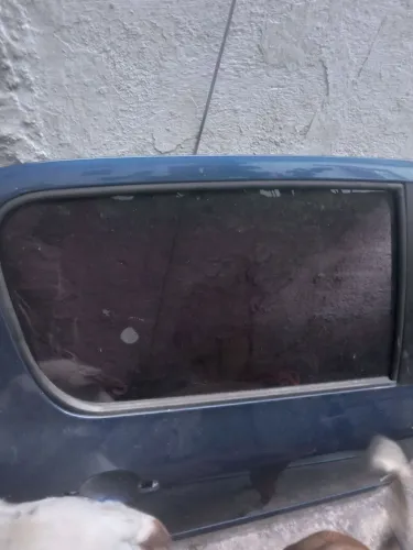 Porta traseira direita peugeot 307 ( não entrego)