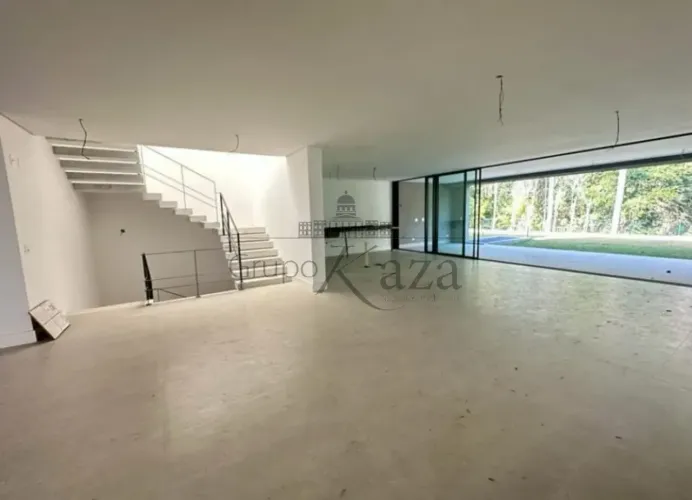 Linda Casa em Condomínio Fechado Chácara Santo Antônio
