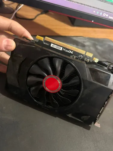 PLACA DE VÍDEO RX 550 2GB