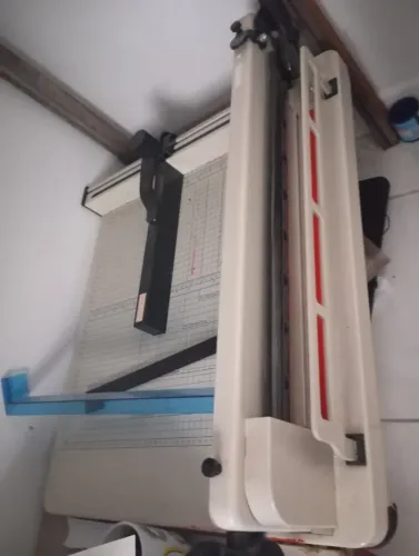 Guilhotina Seii Industrial em aço 