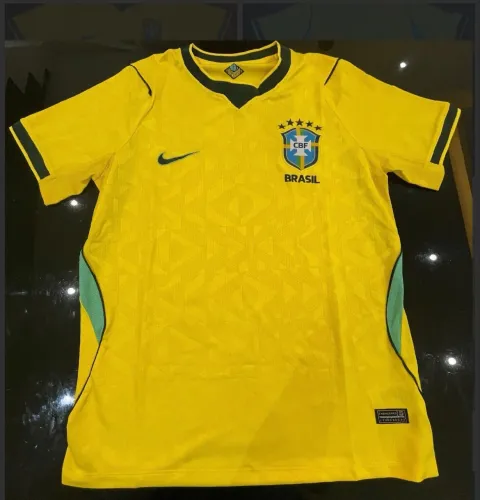 Camisa NOVA do Brasil M jogador