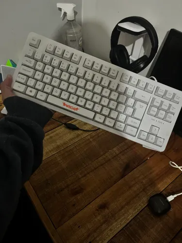 Teclado Gamer TGT M90B Rainbow ABNT2 Branco