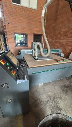 Máquina para marcenaria