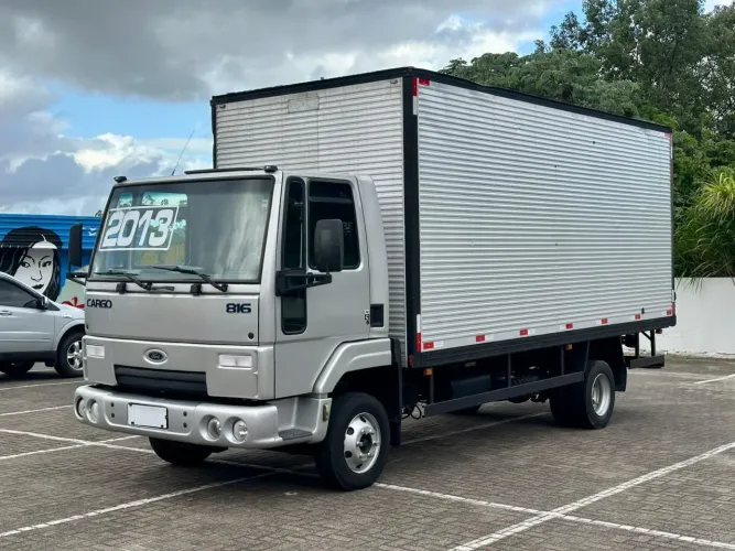 Ford cargo 816 bem conservado 