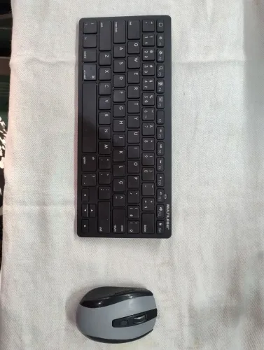 Teclado e mouse sem fio