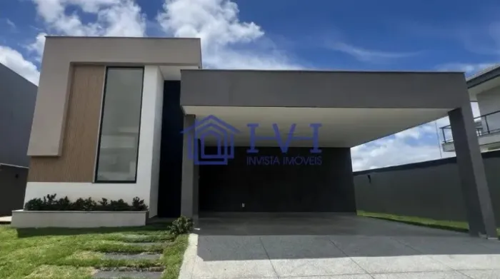Venda: Casa em condominio com três suítes