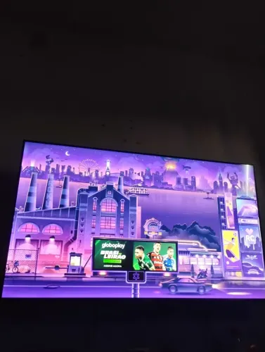 Venda rápida. Menos de 1 ano de uso. Tv Semp