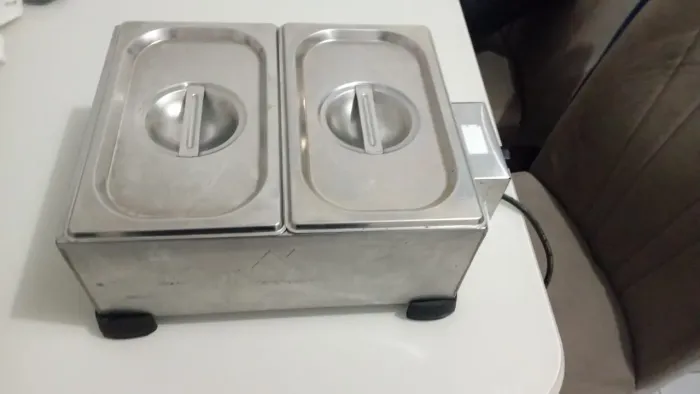 DERRETEDEIRA DE CHOCOLATE COM DUAS CUBAS