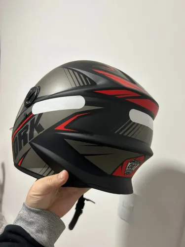 Capacete