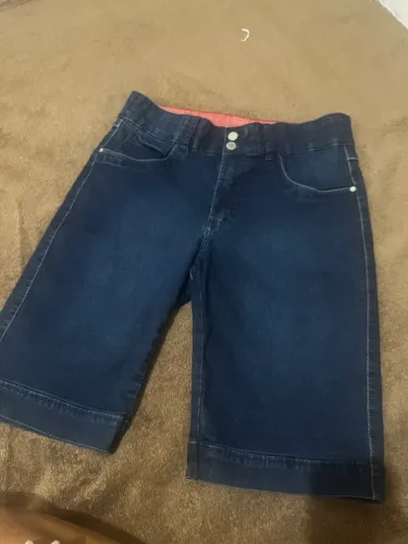 Bermuda feminina da marca Loopper tamanho 42/lycra