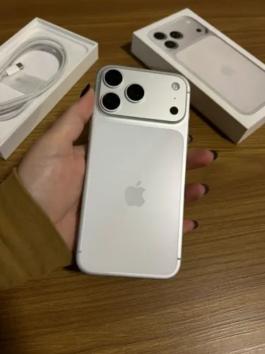 iPhone 17 Pro Max 512