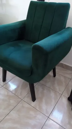 02 poltronas novas na Cor verde