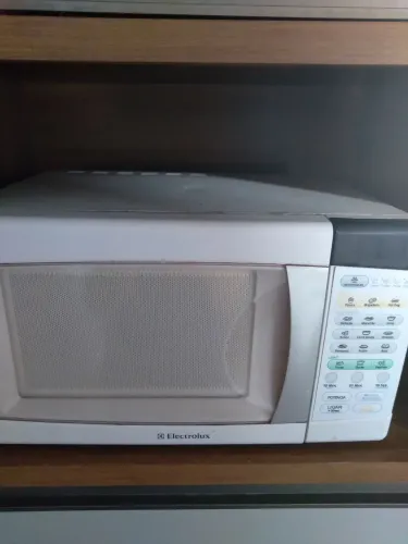 Microondas liga,parou de esquentar