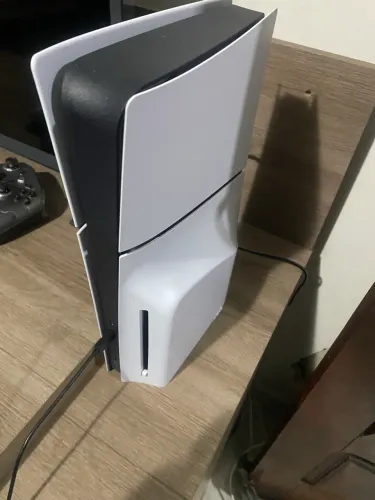 PlayStation®5 Slim Disk - Pacote ASTRO BOT e Gran Turismo 7
