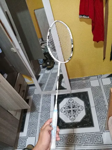 Raquete de badminton+13 petecas 