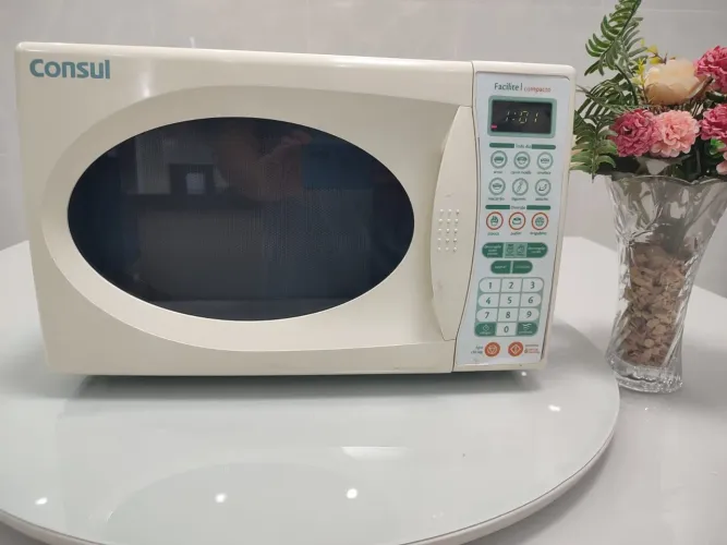 Microondas 18 litros 220v