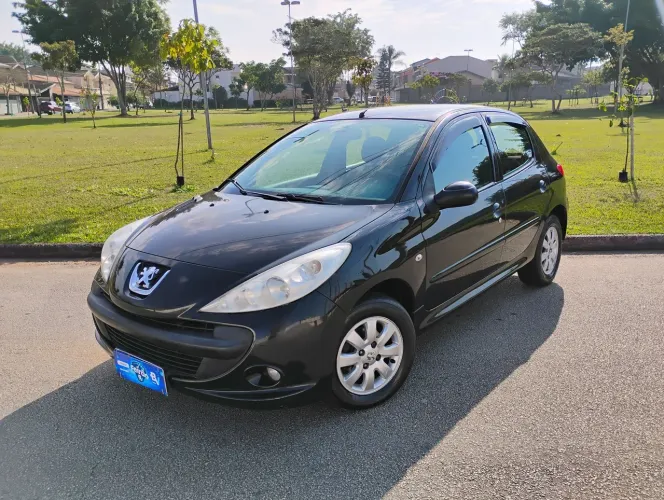 Peugeot 207 XR Sport 1.4 Flex 8V 5P 2010