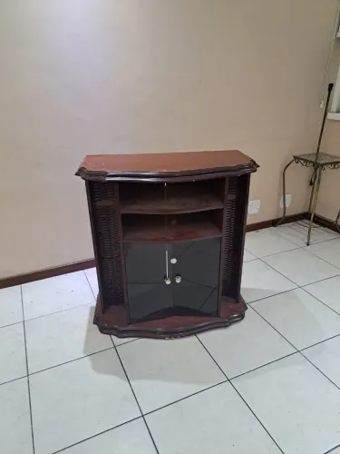 Estante giratória