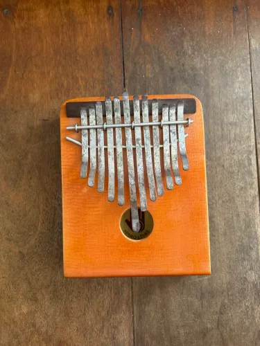 Kalimba piano de dedo instrumento musical