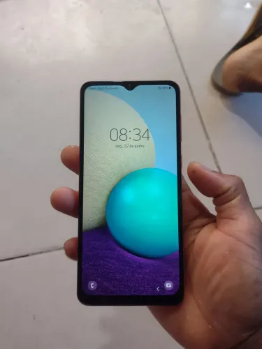 Samsung Galaxy A02,32gb, Android 11 por 150 reais.