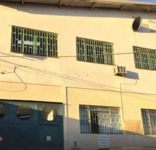 Galpão na Rua Hildebrando Siqueira, 165 635 m²