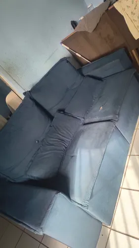 Sofá retrátil usado 