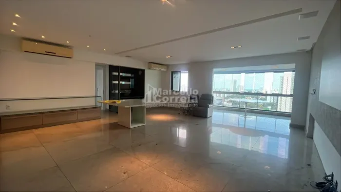 Apartamento de 166m² no bairro da Ilha do Retiro