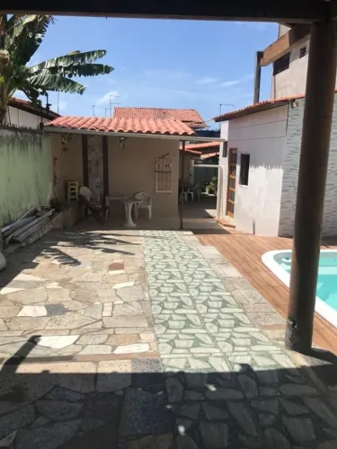 Casa com 3/4 e Piscina à venda, Arembepe.