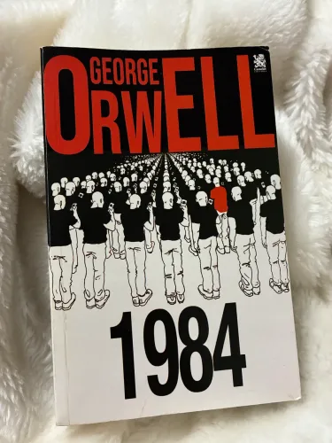1984 George Orwell
