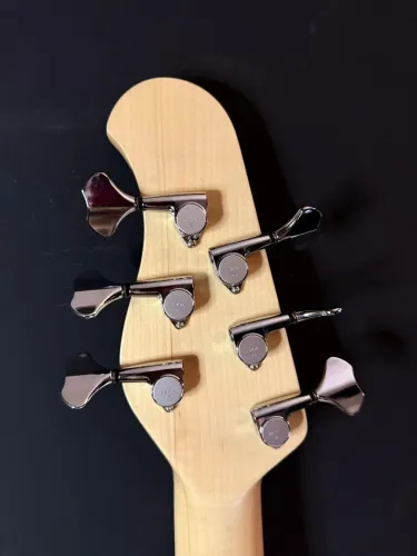 Contrabaixo sadowsky modelo g lira