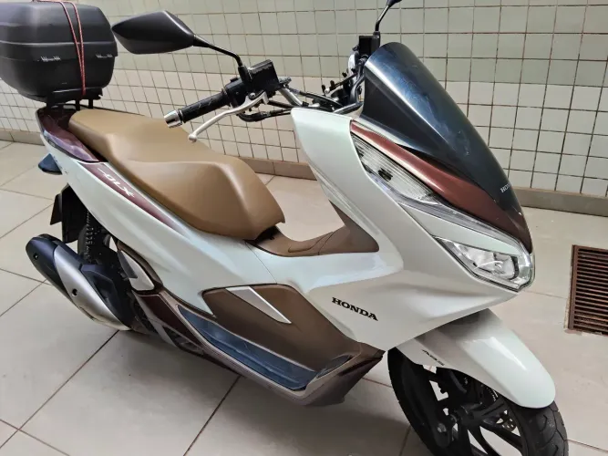 PCX dlx 2021 branca