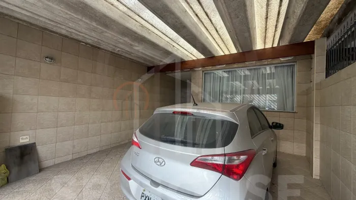 Casa à venda na Vila Guarani ,3 quartos, 1 suíte, 1 vaga de garagem, 158m² de área.
