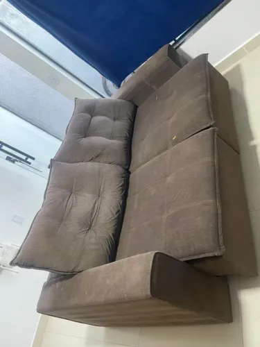 Sofá retrátil reclinável usado